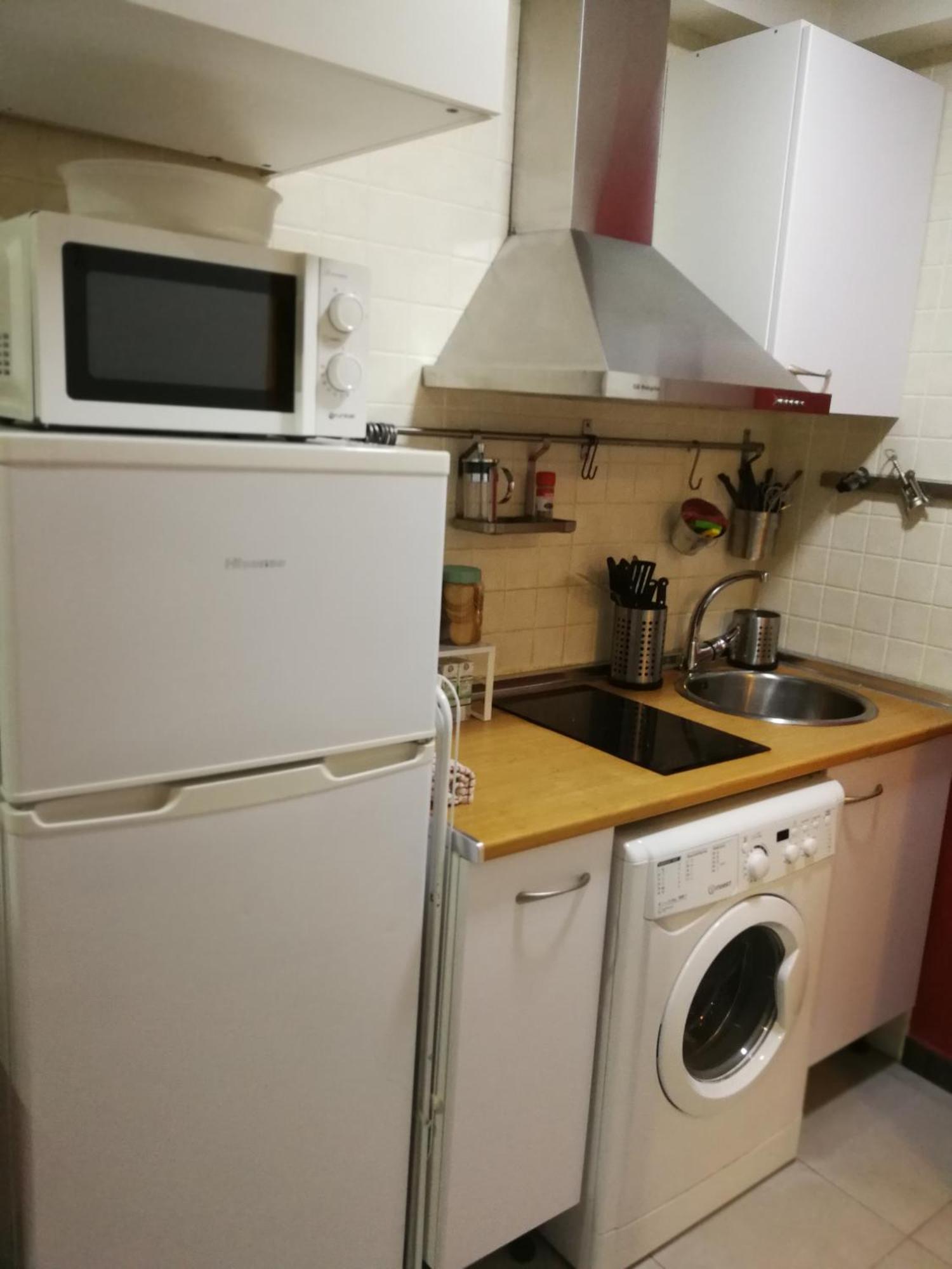 Microloft En Lavapies, 15 Metros Lejlighed Madrid Eksteriør billede