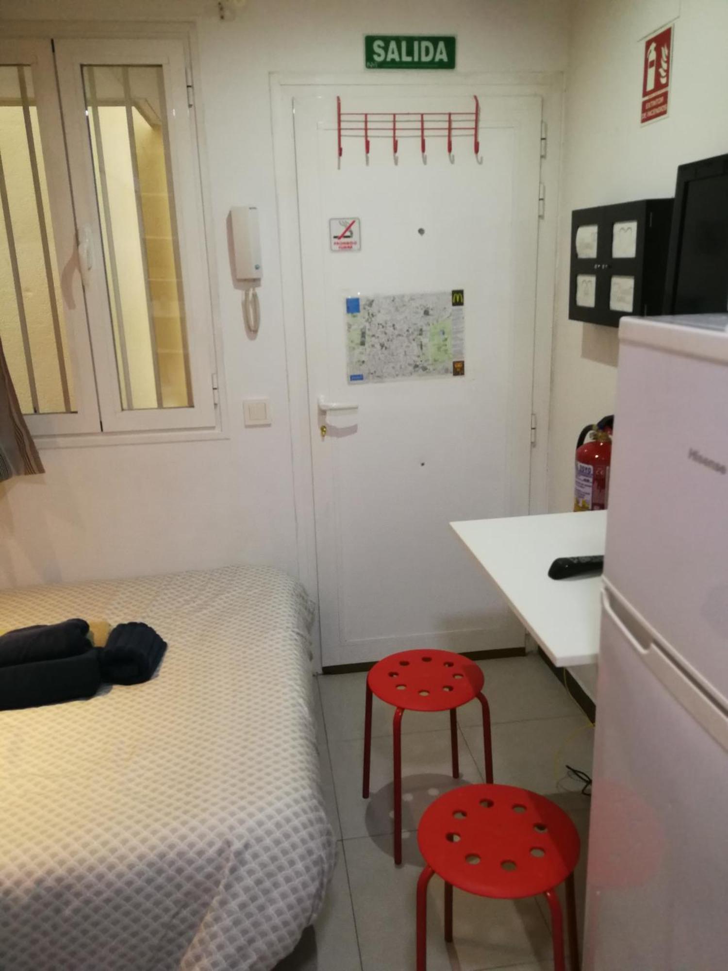 Microloft En Lavapies, 15 Metros Lejlighed Madrid Eksteriør billede